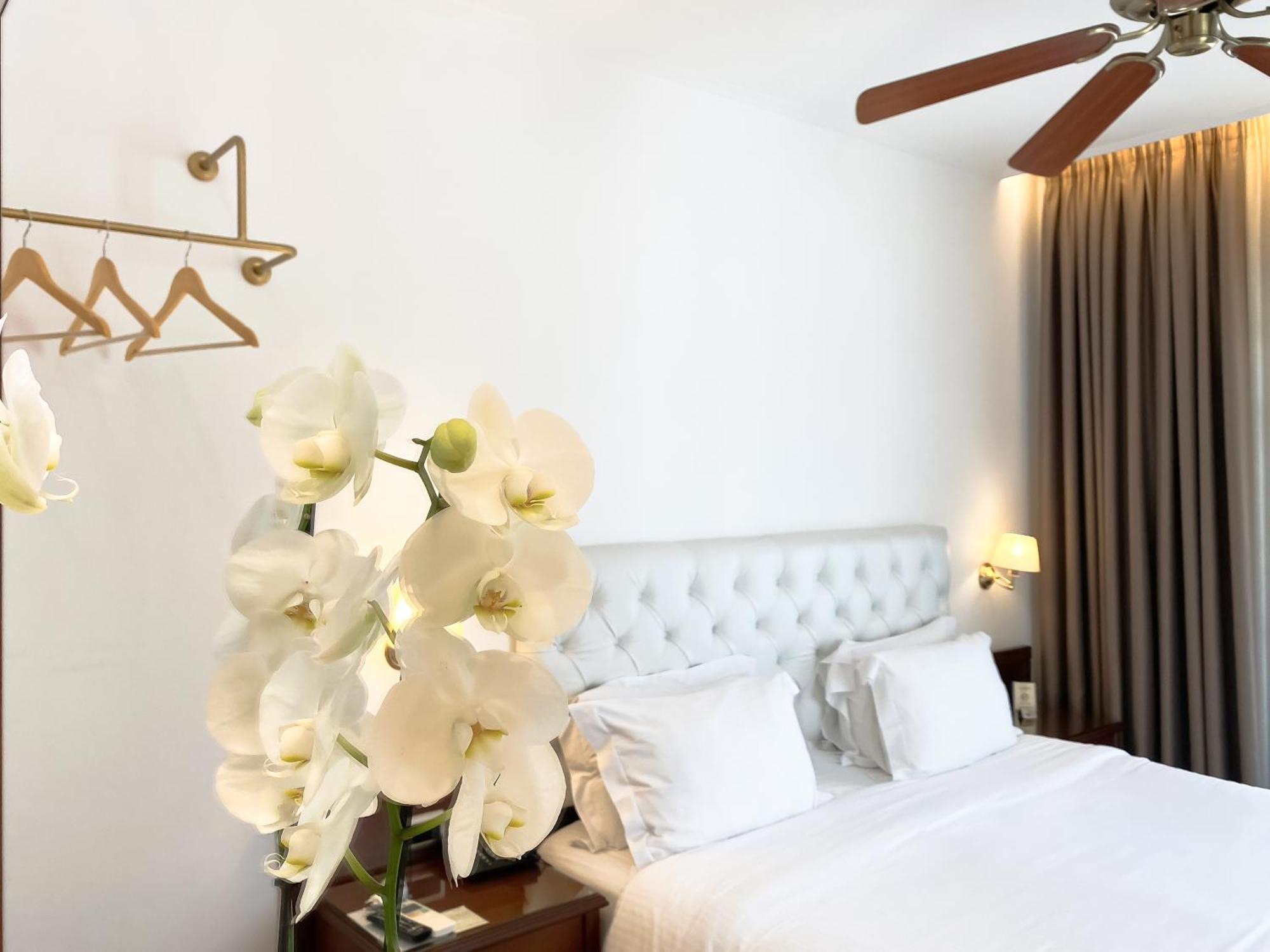 Armata Boutique Hotel Spetses Town ภายนอก รูปภาพ