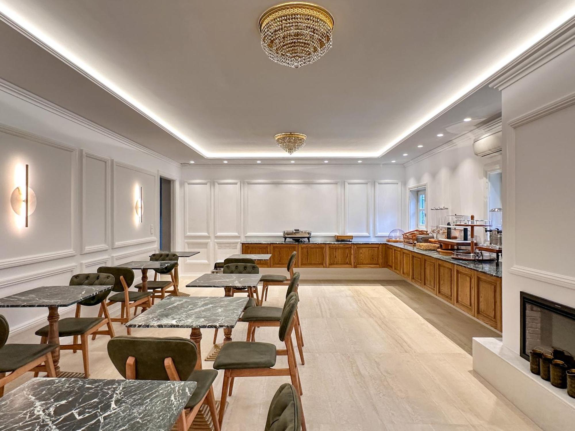 Armata Boutique Hotel Spetses Town ภายนอก รูปภาพ