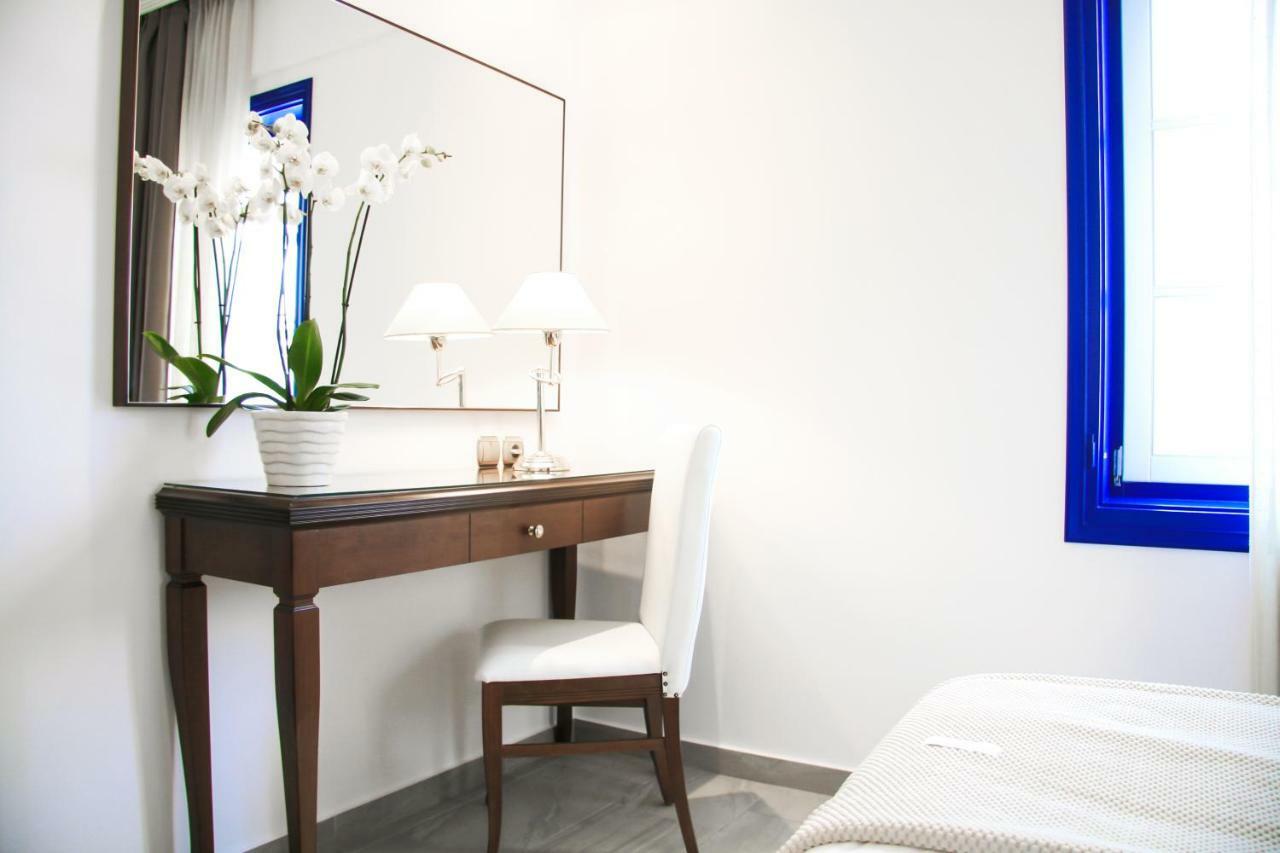 Armata Boutique Hotel Spetses Town ภายนอก รูปภาพ